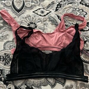 2 VS bralettes